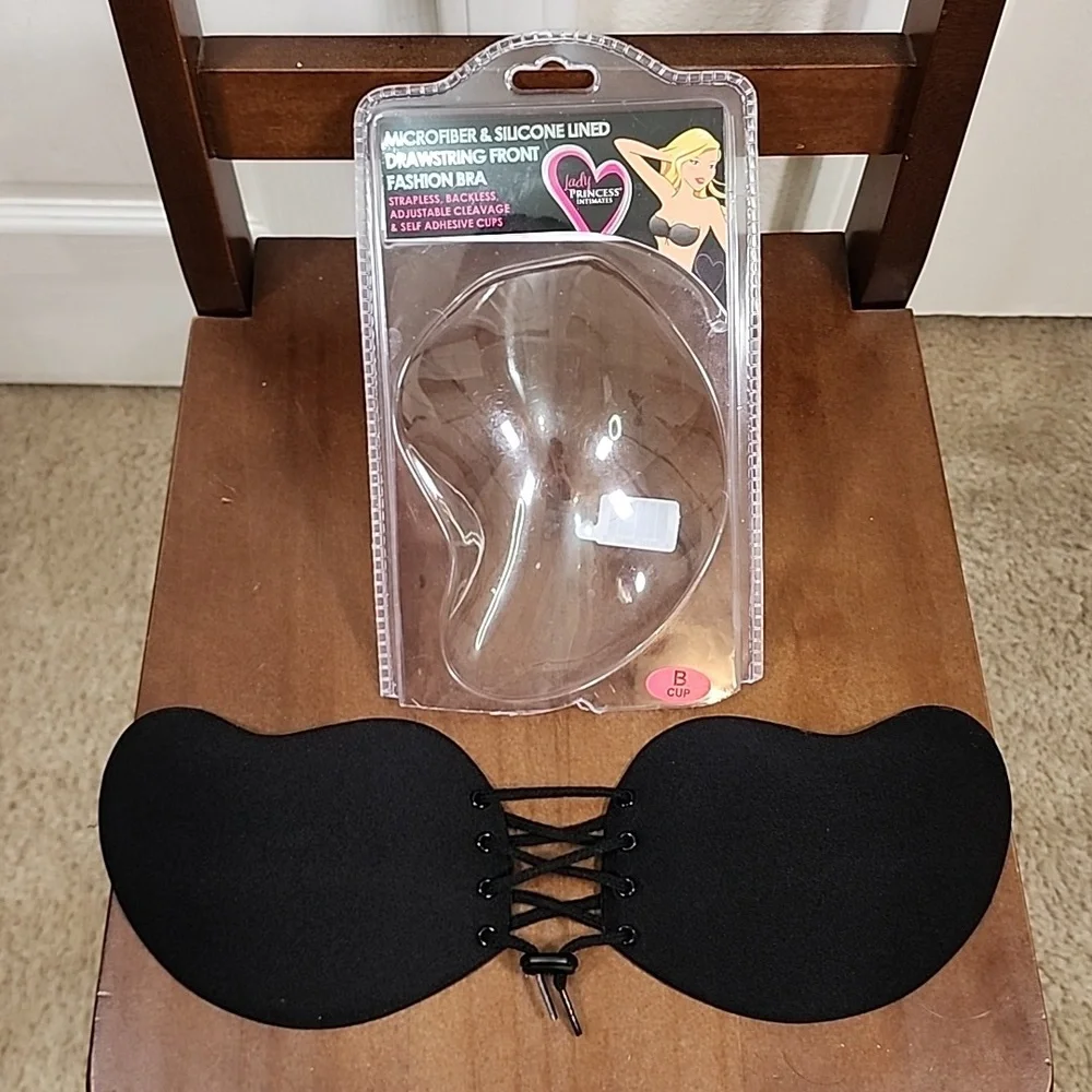 Strapless And Backless Self Adhesive Adjustable Bra A/B Cup - Picture 2 of 7